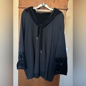 Ava & Viv Black Velvet Accent Sweatshirt